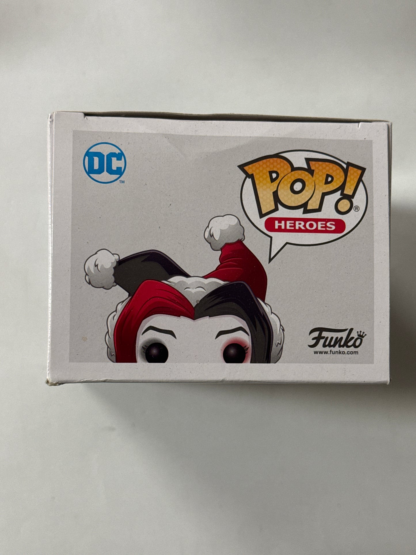 Batman - Harley Quinn with Presents US Exclusive Pop! Vinyl #299