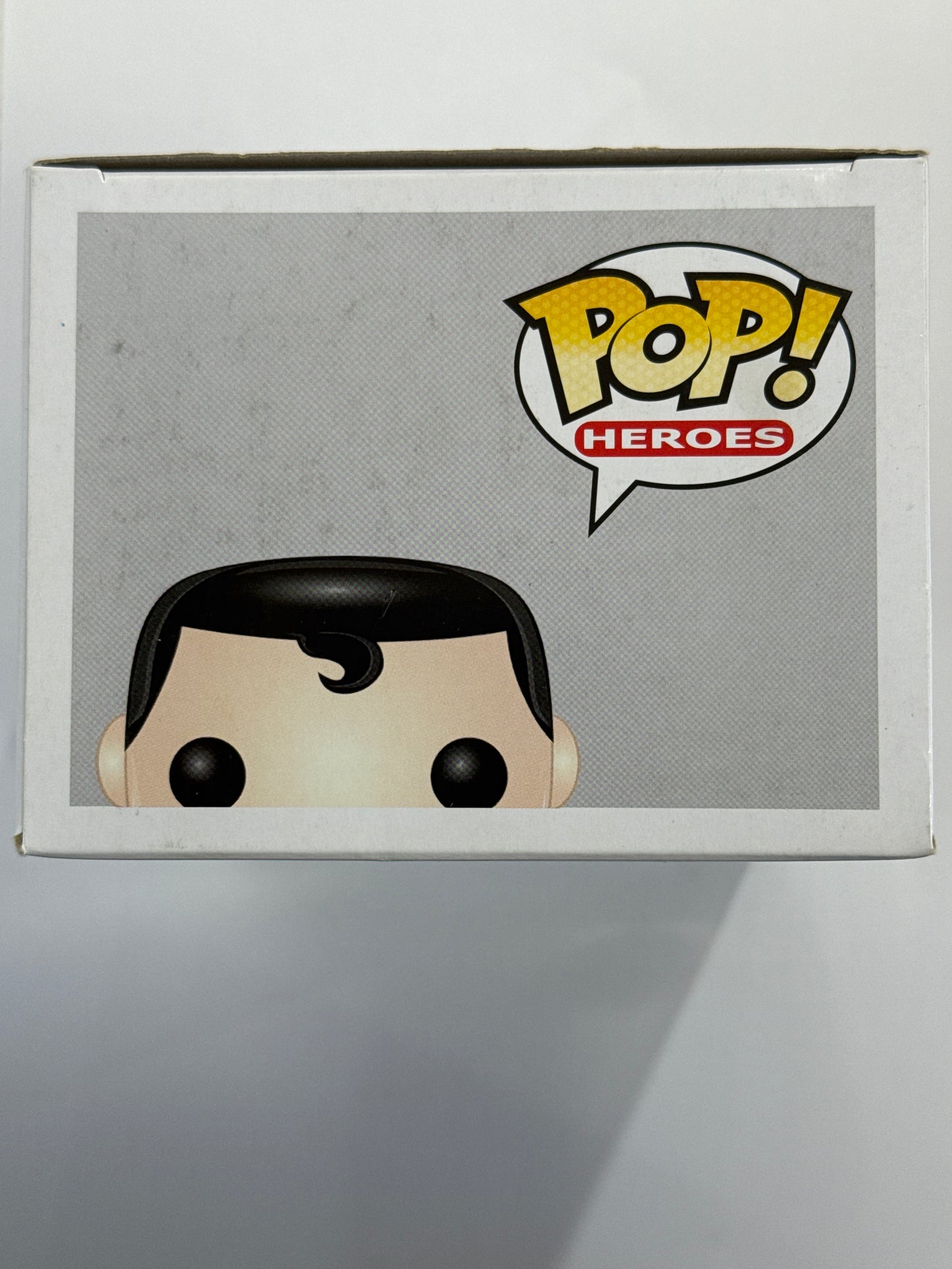 DC Universe- Superman Metallic Chase Pop! Vinyl #07
