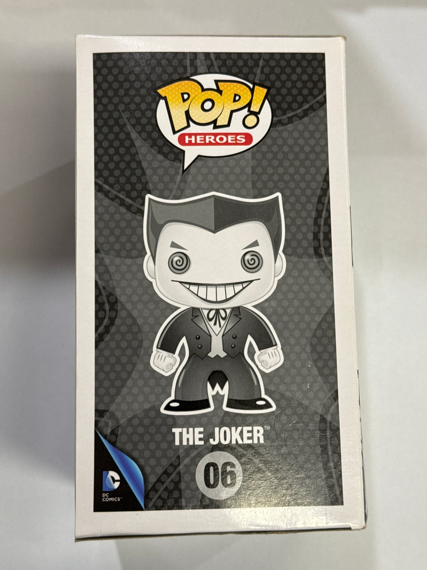 DC Super Heroes - The Joker (Black and White) Pop! Vinyl #06