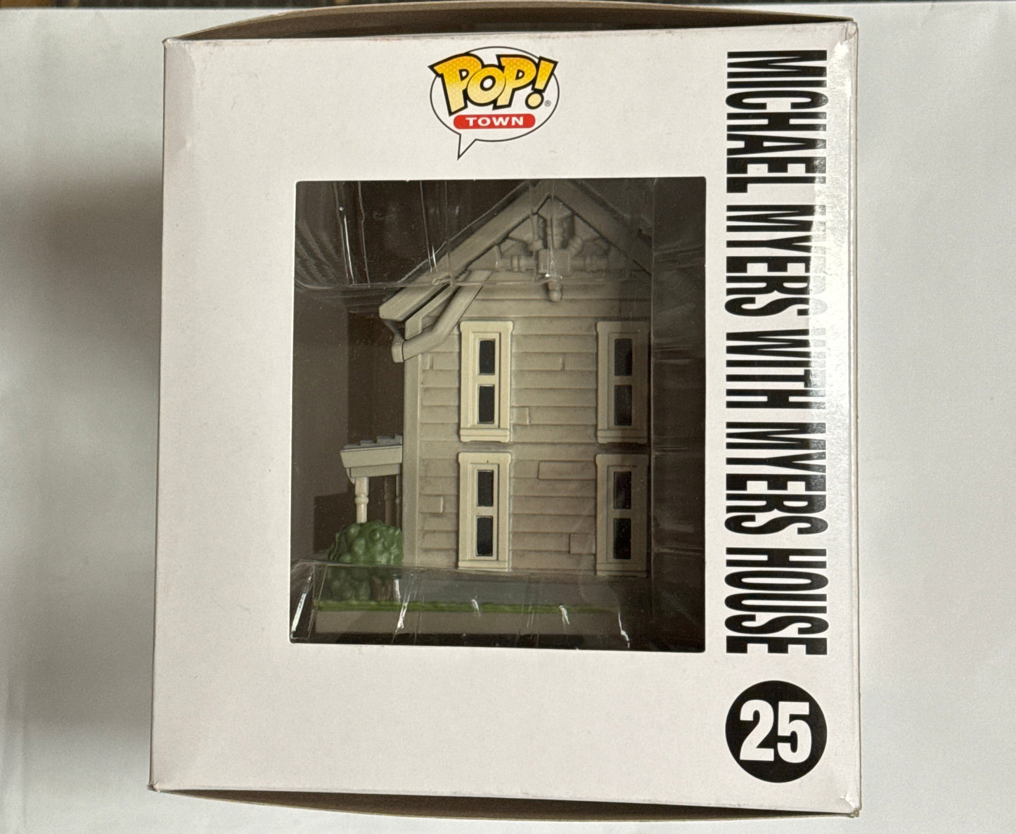 Halloween - Myers House Blood-Splattered US Exclusive Pop! Town #25