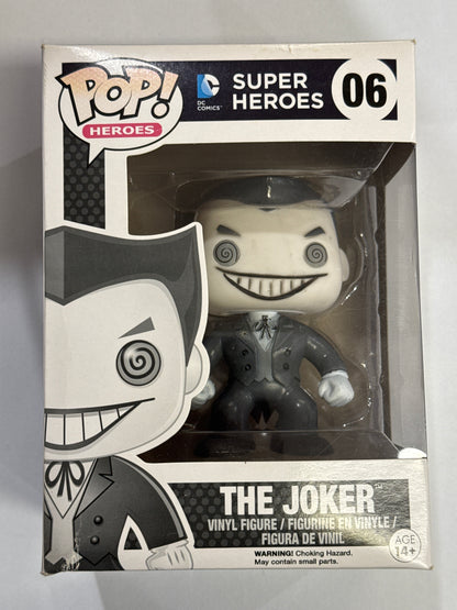 DC Super Heroes - The Joker (Black and White) Pop! Vinyl #06