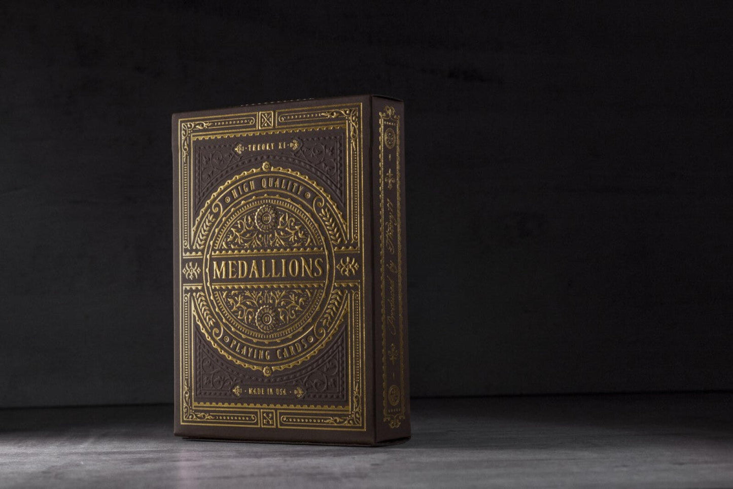 theory11 Medallion Playing Cards
