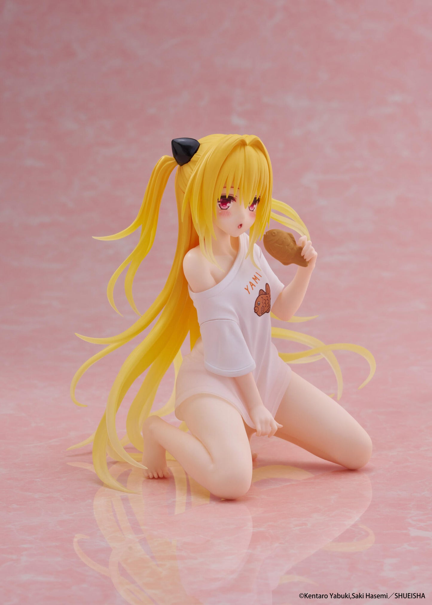 To Love-Ru Darkness Desktop Cute Figure Golden Darkness (Roomwear Version)
