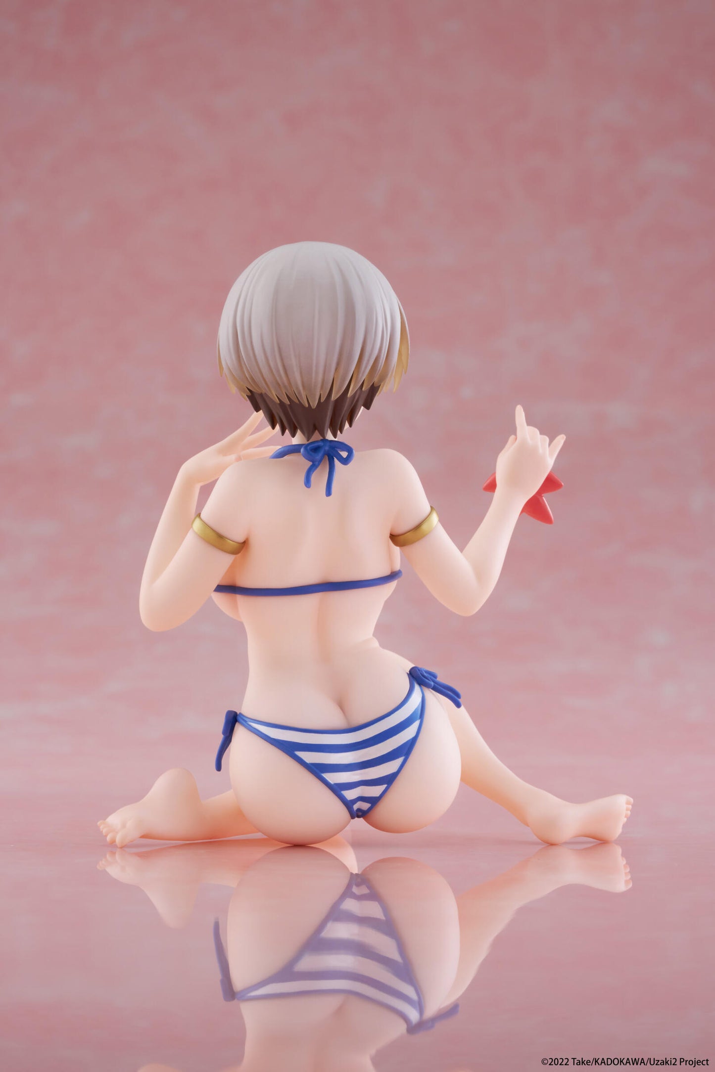 Uzaki-chan Wants to Hang Out! Desktop Cute Figure Hana Uzaki (Swimwear Version)