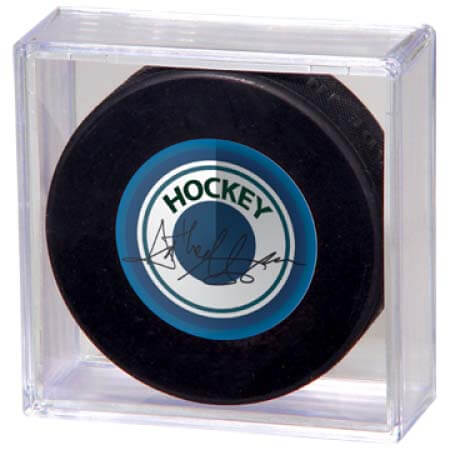 ULTRA PRO Souvenir Puck Holder