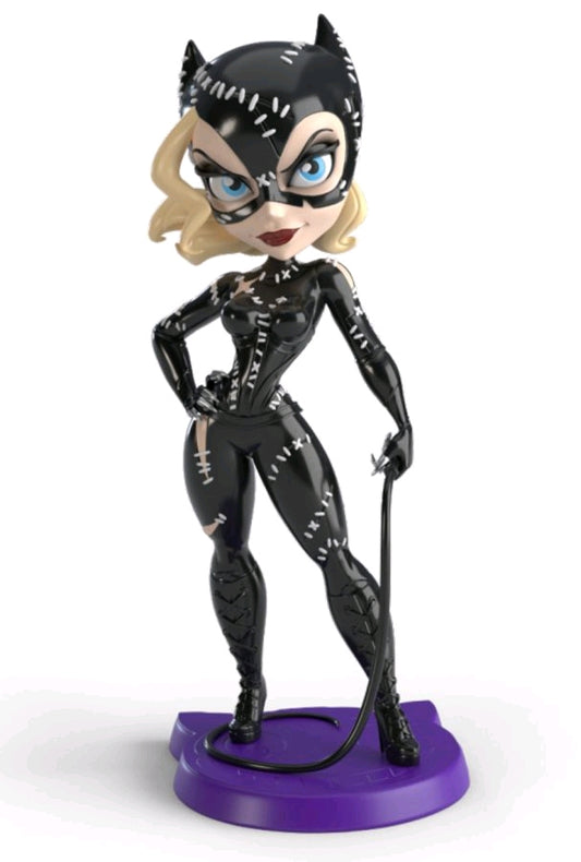 Batman Returns - Catwoman 7.5" Vinyl Figure - Ozzie Collectables