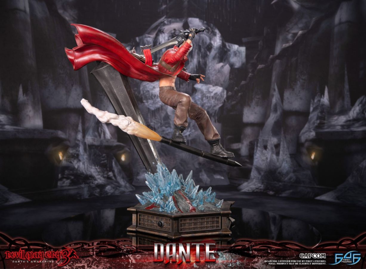Devil May Cry 3 - Dante Statue