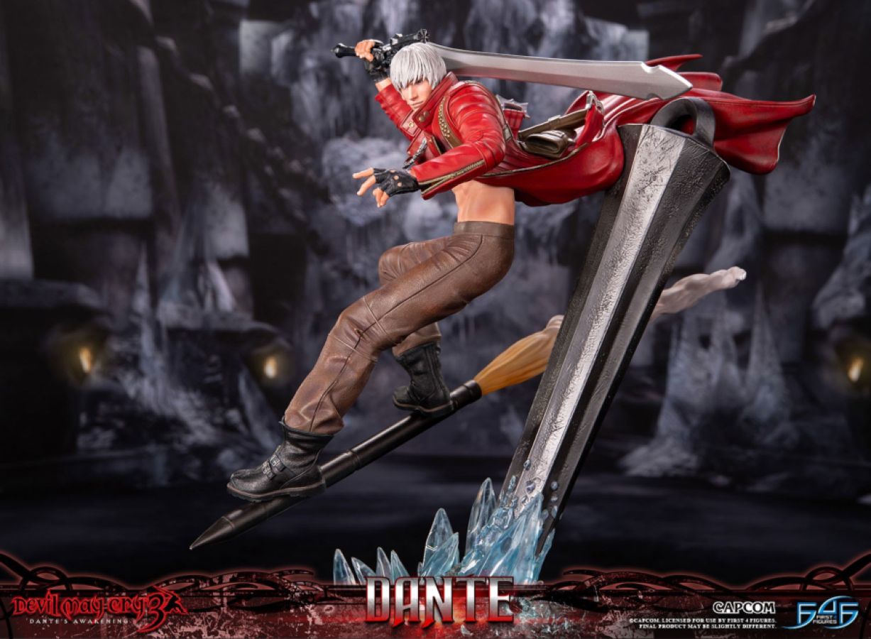 Devil May Cry 3 - Dante Statue