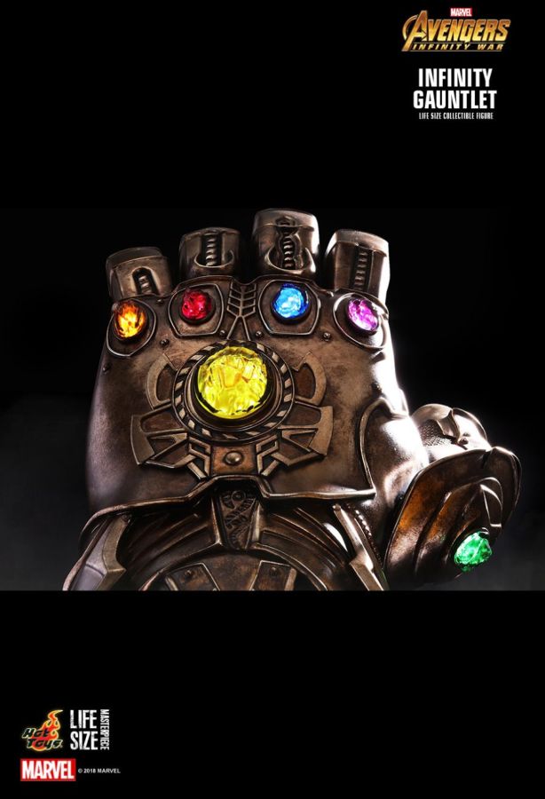 Avengers 3: Infinity War - Infinity Gauntlet Prop Replica