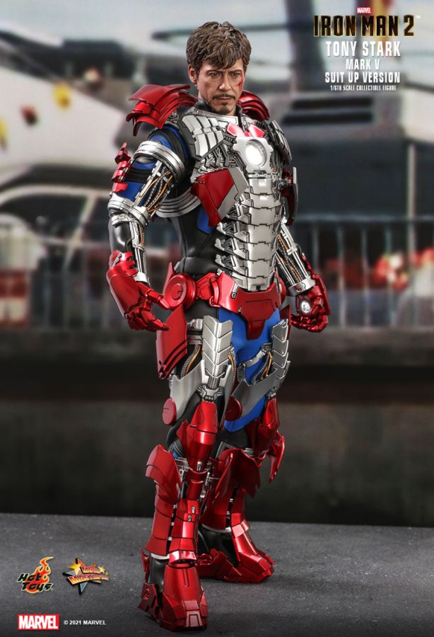 Iron Man 2 - Tony Stark Mark V Suit Up 1:6 Scale 12" Action Figure
