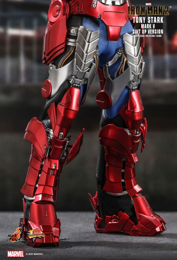 Iron Man 2 - Tony Stark Mark V Suit Up 1:6 Scale 12" Action Figure