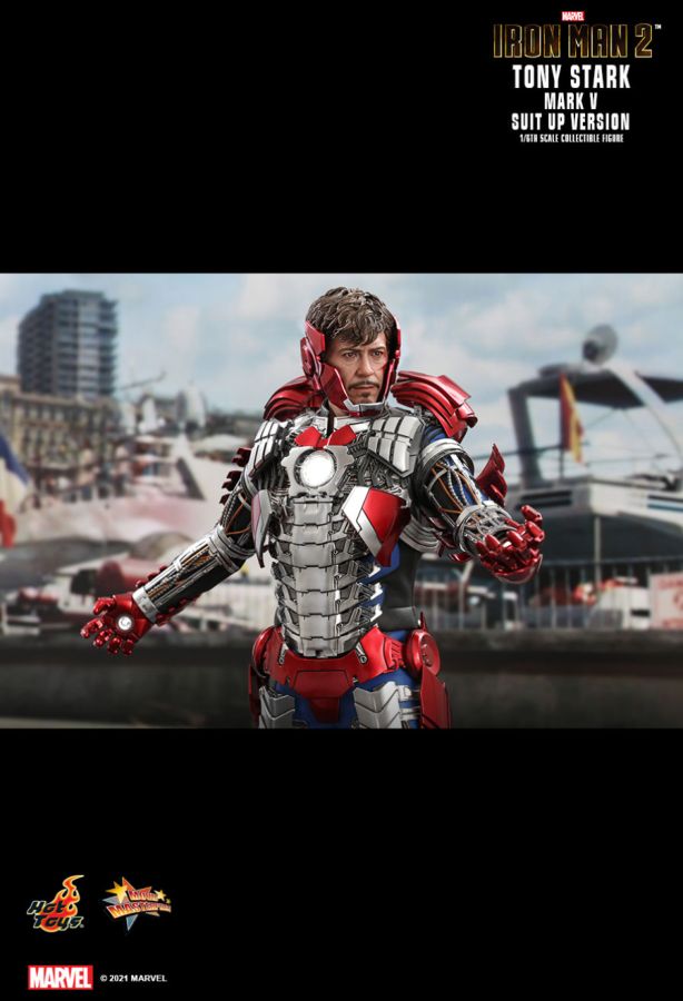 Iron Man 2 - Tony Stark Mark V Suit Up 1:6 Scale 12" Action Figure