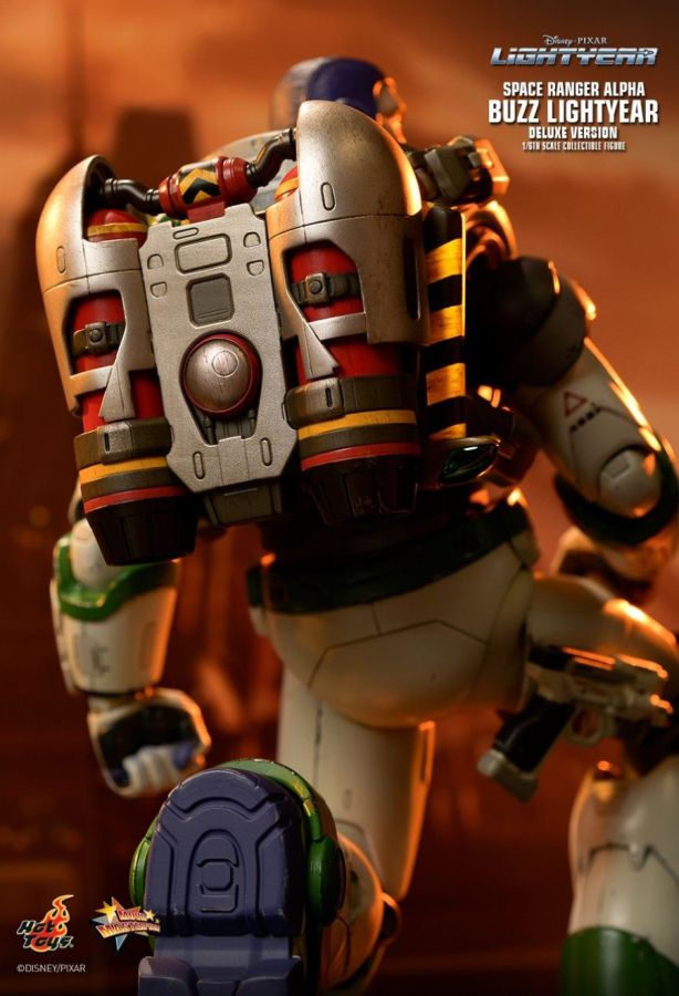 Lightyear (2022) - Alpha Buzz Lightyear Deluxe 1:6 Scale Action Figure