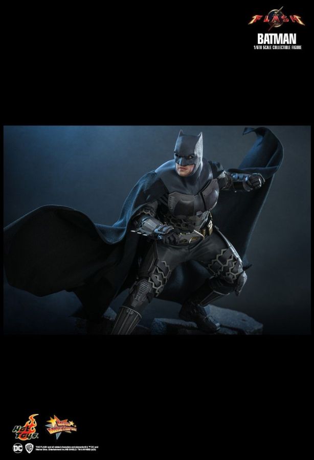 The Flash - Batman 1/6 Scale Collectible Action Figure