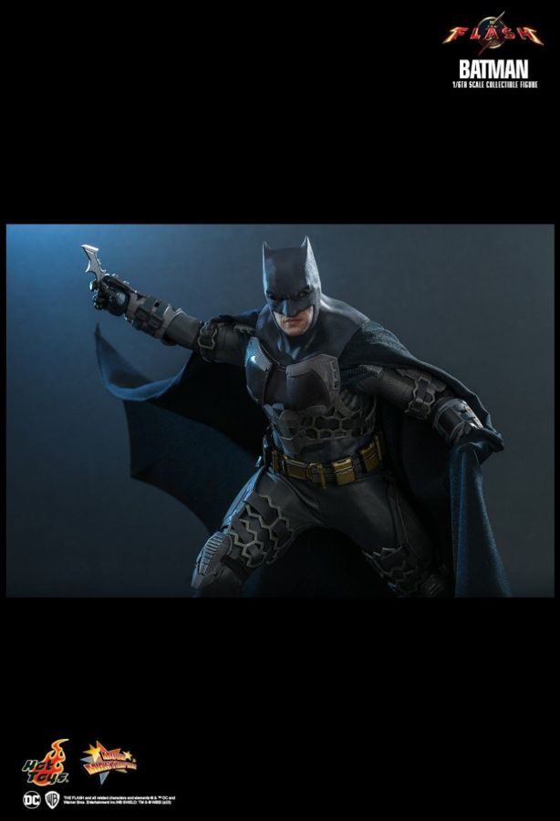 The Flash - Batman 1/6 Scale Collectible Action Figure