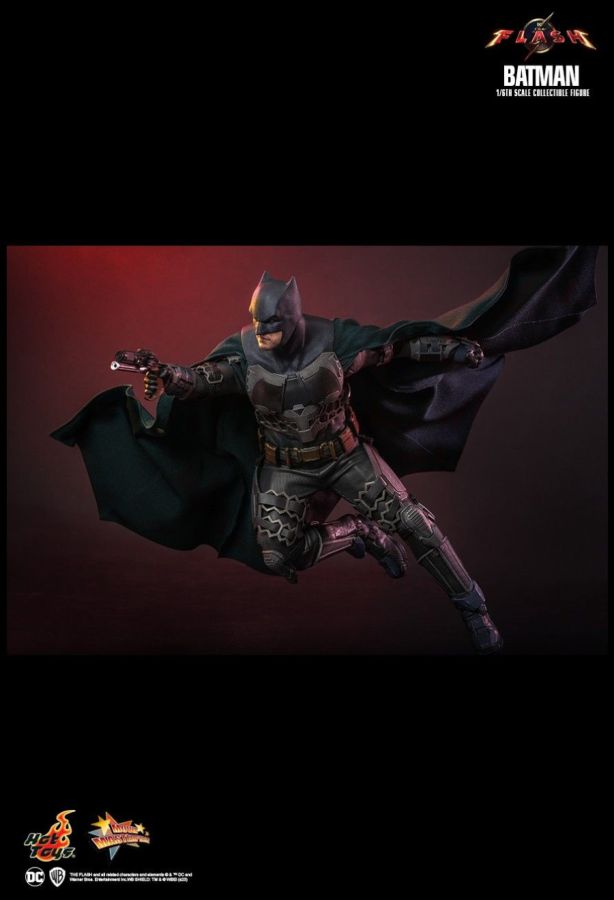 The Flash - Batman 1/6 Scale Collectible Action Figure