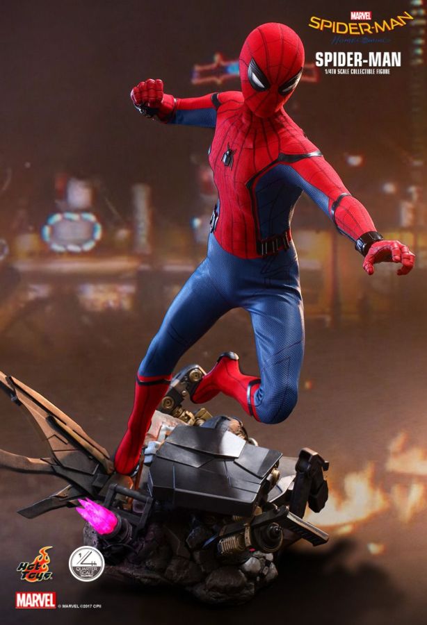Spider-Man: Homecoming - Spider-Man 1:4 Scale Action Figure