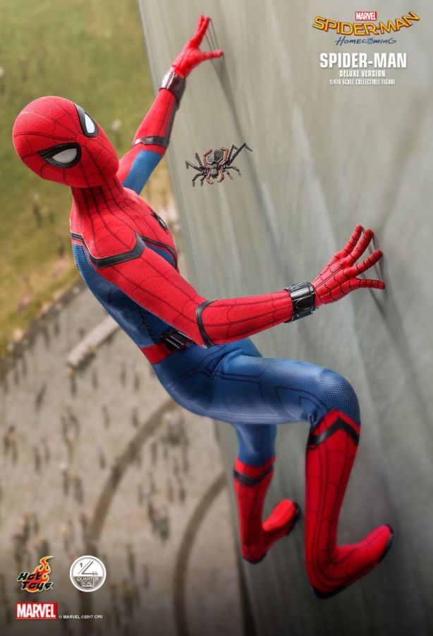 Spider-Man: Homecoming - Spider-Man Deluxe 1:4 Scale Action Figure