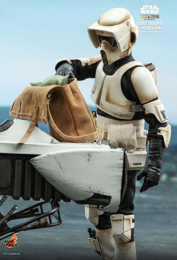 Star Wars: The Mandalorian - Scout Trooper & Speeder Bike 1:6 Scale Action Figure Set - Ozzie Collectables