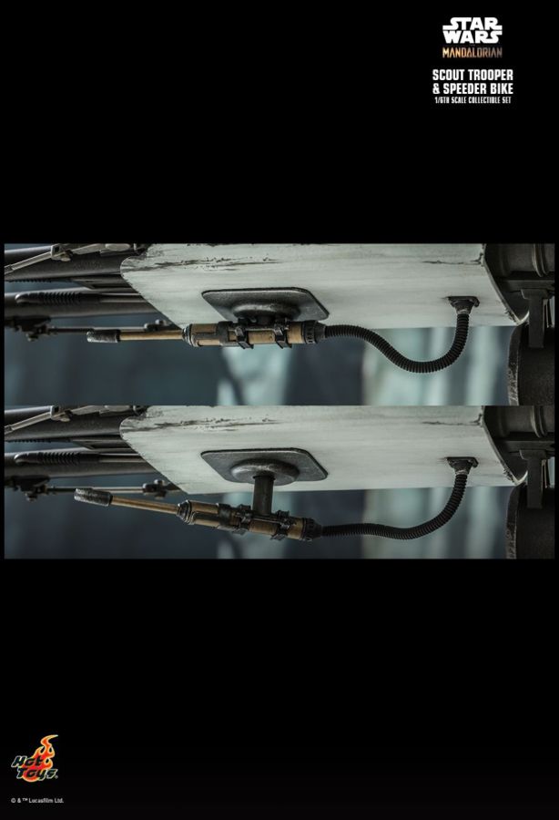 Star Wars: The Mandalorian - Scout Trooper & Speeder Bike 1:6 Scale Action Figure Set - Ozzie Collectables