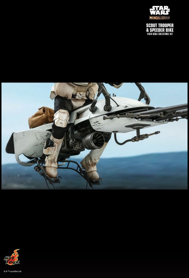 Star Wars: The Mandalorian - Scout Trooper & Speeder Bike 1:6 Scale Action Figure Set - Ozzie Collectables
