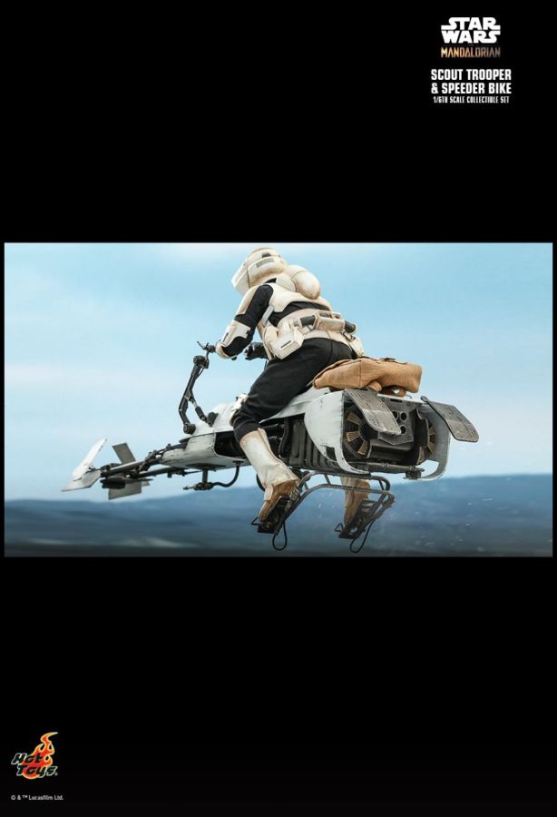 Star Wars: The Mandalorian - Scout Trooper & Speeder Bike 1:6 Scale Action Figure Set - Ozzie Collectables