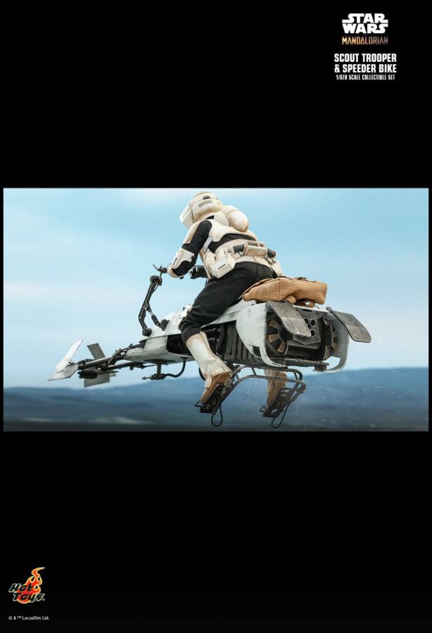 Star Wars: The Mandalorian - Scout Trooper & Speeder Bike 1:6 Scale Action Figure Set - Ozzie Collectables