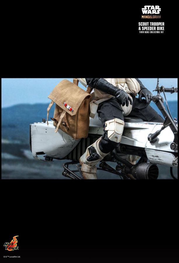 Star Wars: The Mandalorian - Scout Trooper & Speeder Bike 1:6 Scale Action Figure Set - Ozzie Collectables