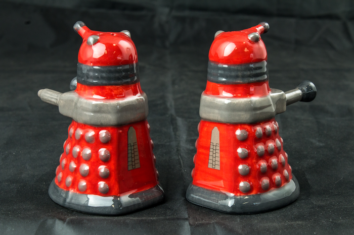 Doctor Who - Dalek Salt & Pepper Shaker Set - Ozzie Collectables