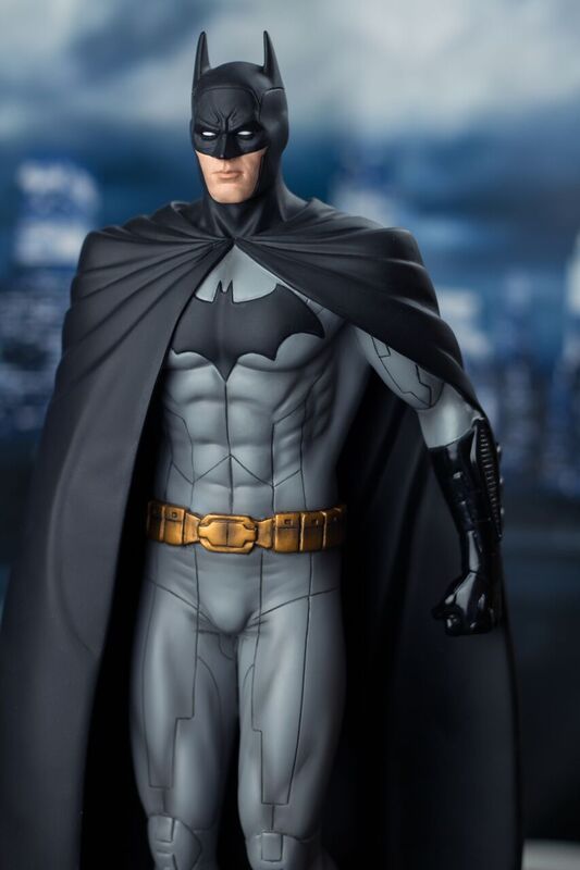 Batman - New 52 Batman 1:6th Scale Limited Edition Statue - Ozzie Collectables
