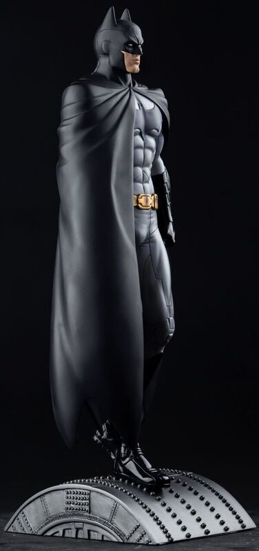 Batman - New 52 Batman 1:6th Scale Limited Edition Statue - Ozzie Collectables