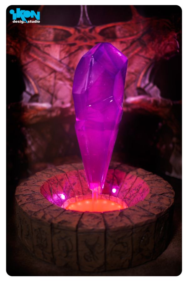 Dark Crystal - Crystal Replica with Light-Up Base