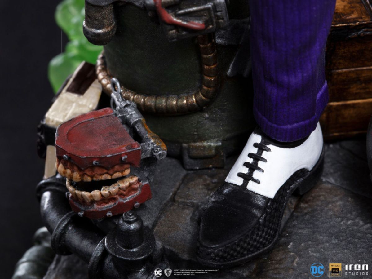 Batman - Joker Deluxe 1:10 Scale Statue