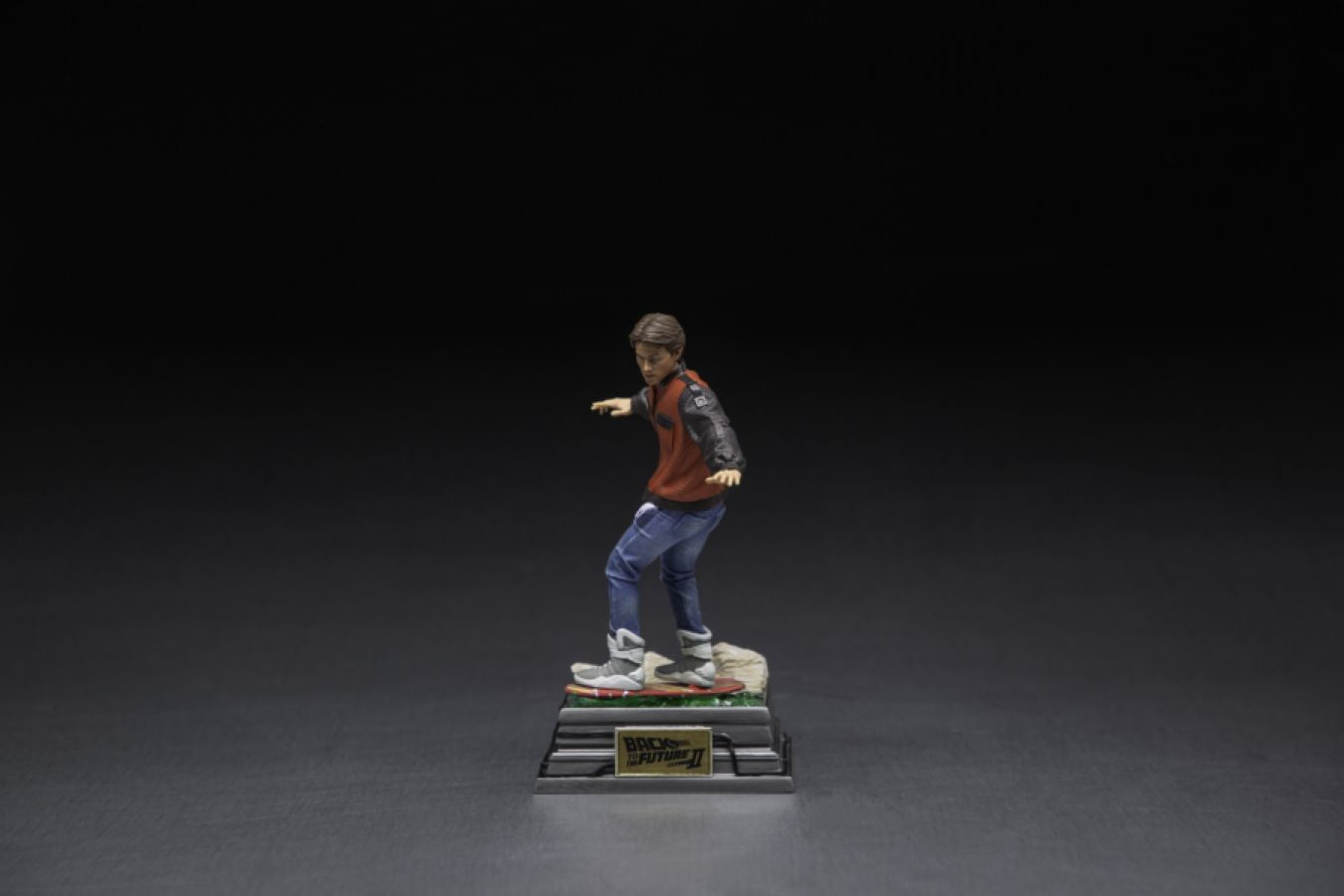 Back to the Future 2 - Marty on Hoverboard 1:10 Scale Statue