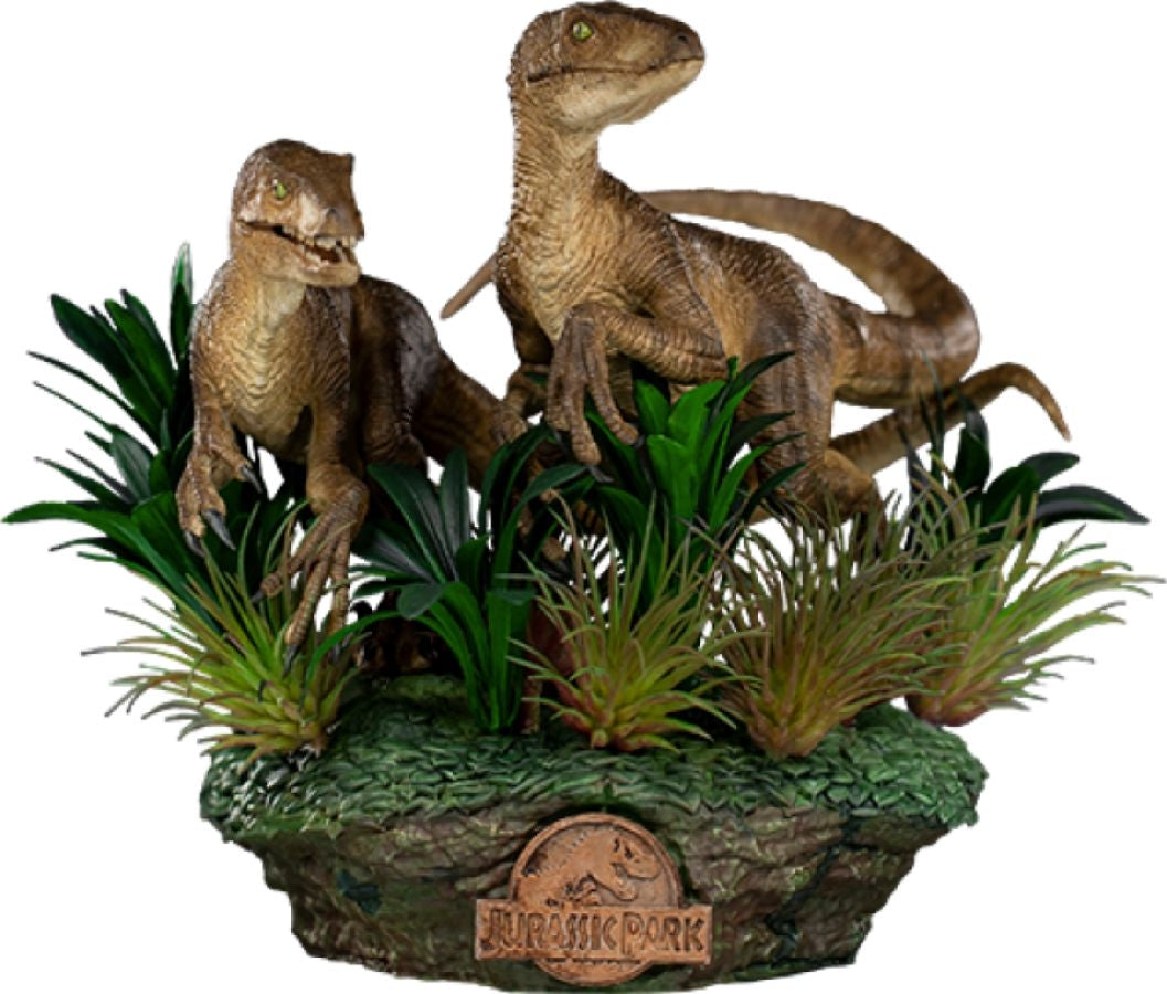 Jurassic Park - Two Raptors Deluxe 1:10 Scale Statue