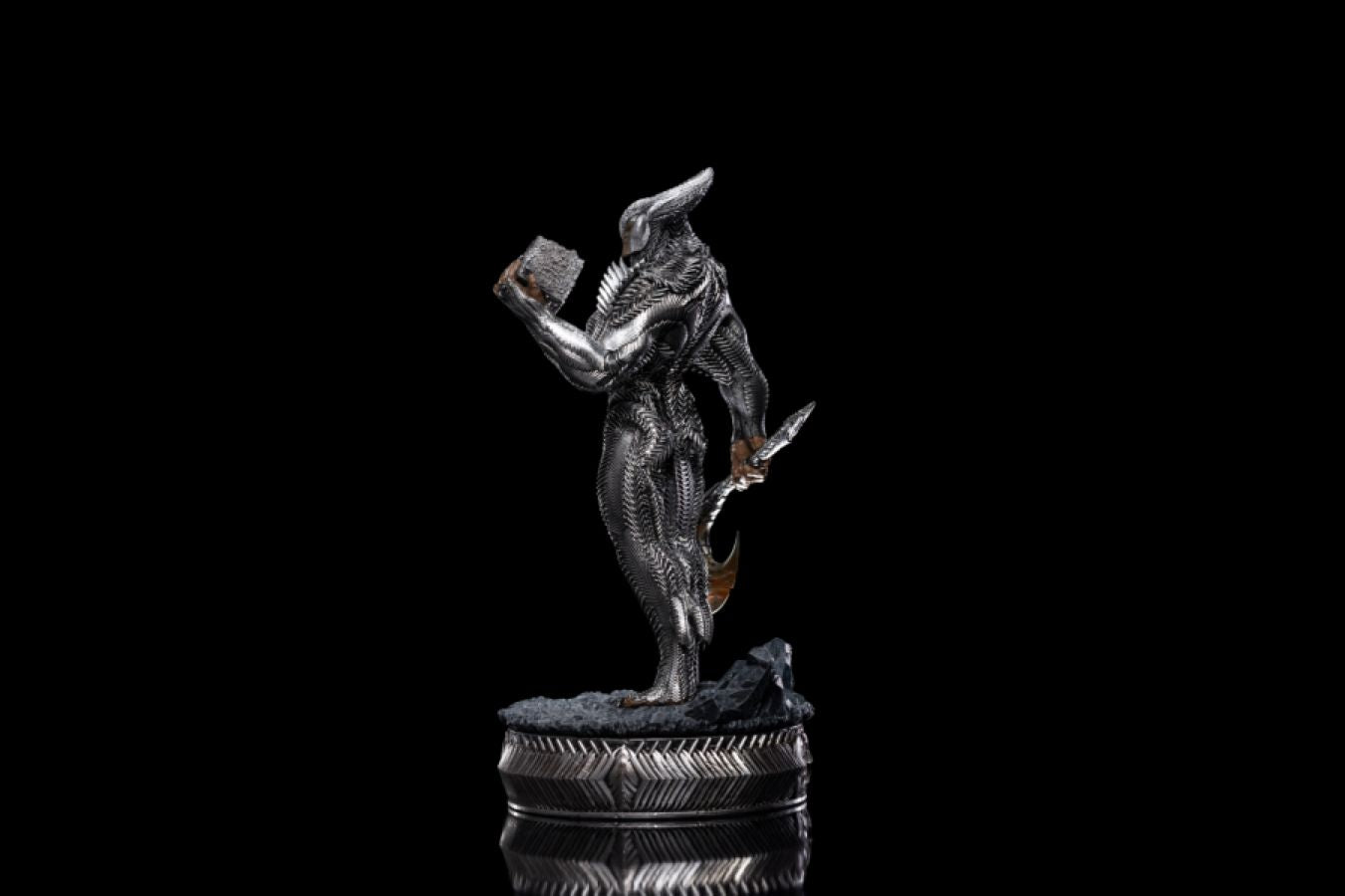 Justice League Movie: Snyder Cut - Steppenwolf 1:10 Scale Statue
