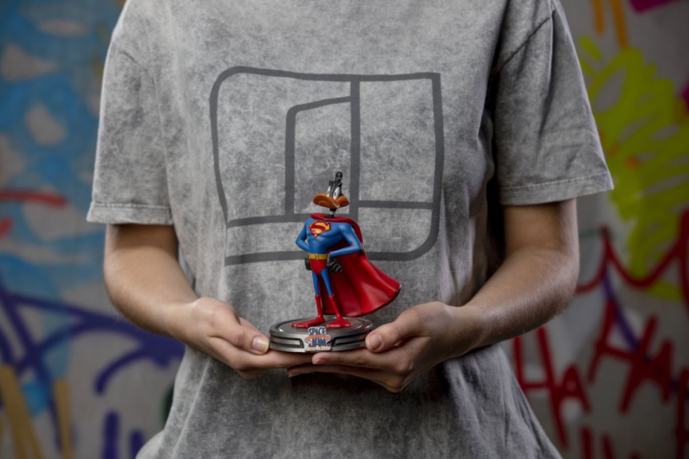 Space Jam 2: A New Legacy - Daffy Duck Superman 1:10 Scale Statue