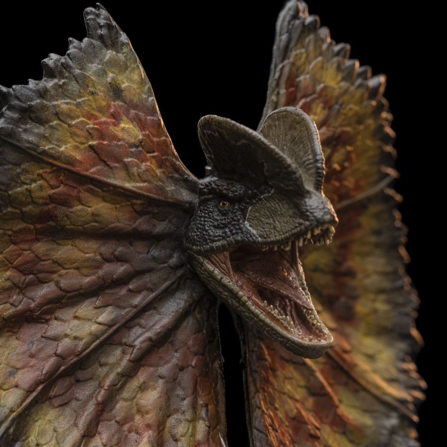 Jurassic World 3: Dominion - Dilophosaurus 1:10 Scale Statue