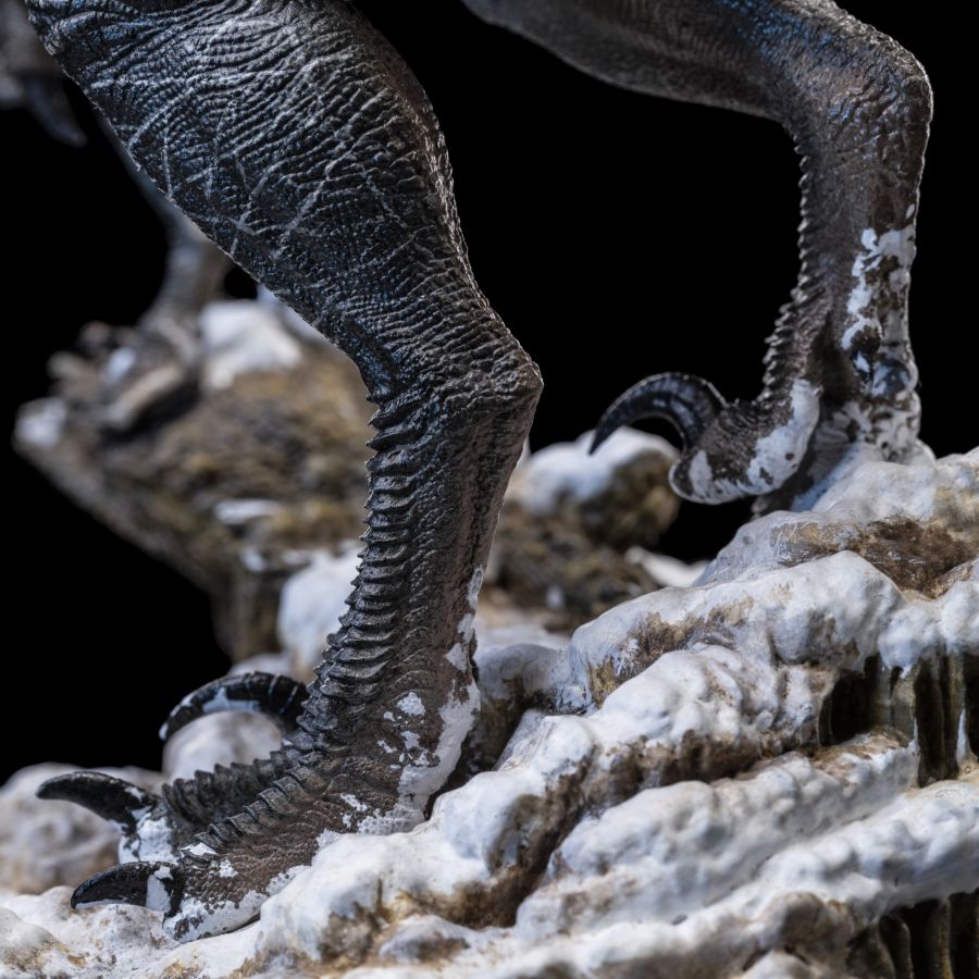 Jurassic World 3: Dominion - Blue & Beta 1:10 Scale Statue