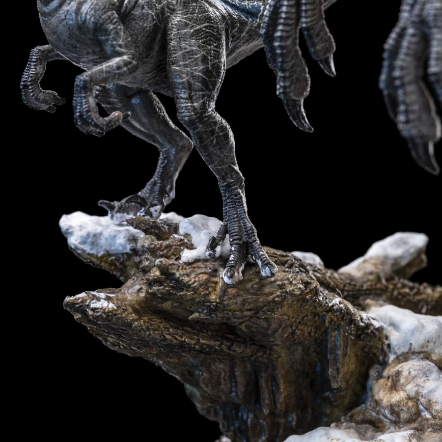 Jurassic World 3: Dominion - Blue & Beta 1:10 Scale Statue