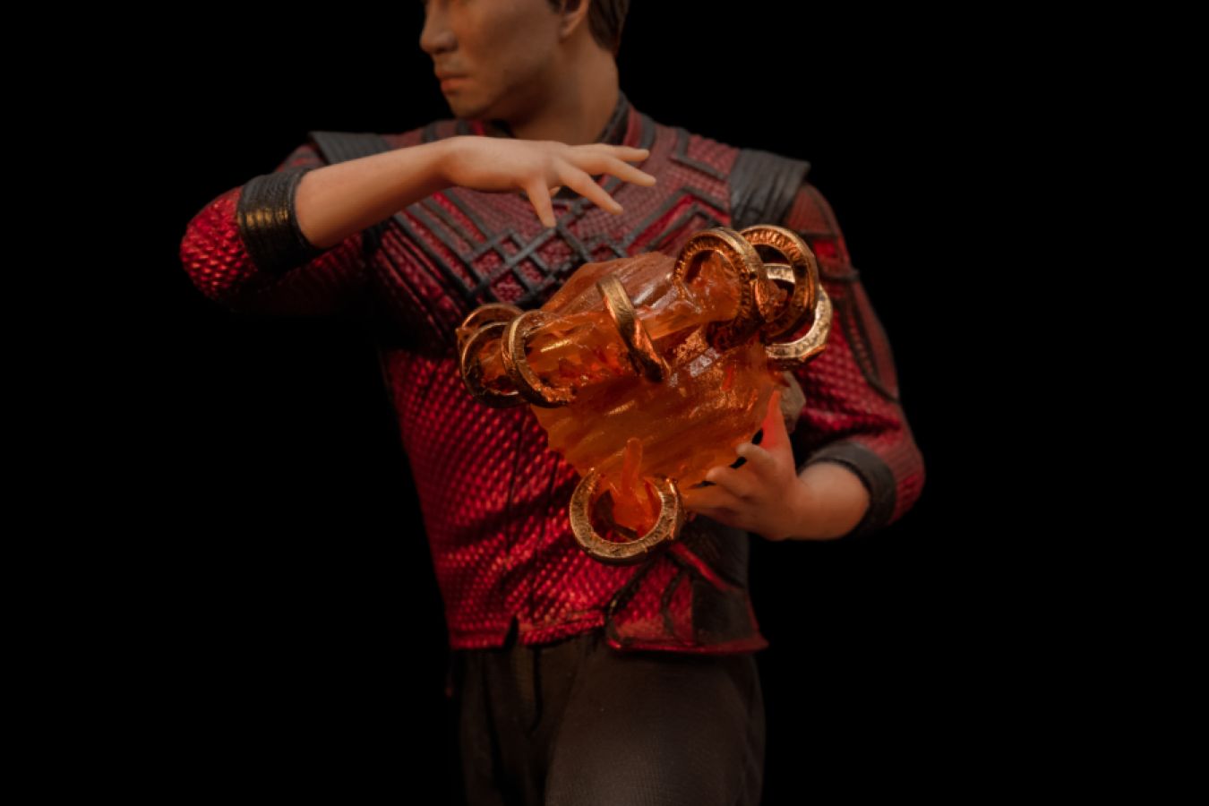 Shang-Chi - Shang-Chi & Morris 1:10 Scale Statue