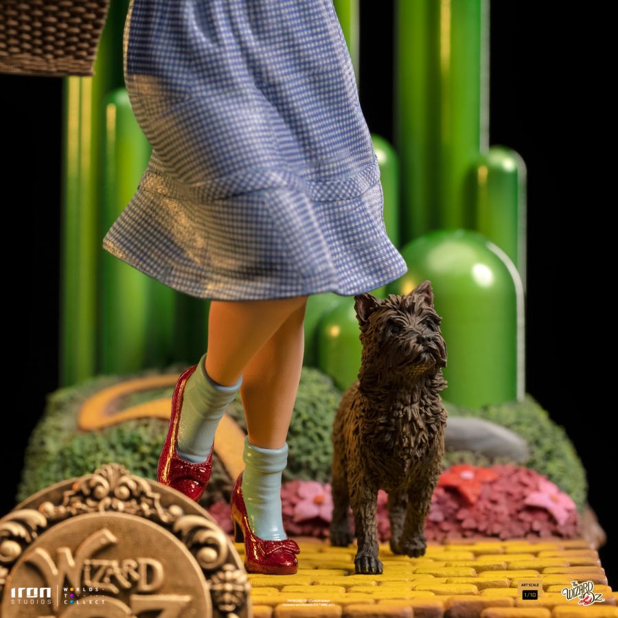Wizard of Oz - Dorothy Deluxe 1:10 Scale Statue