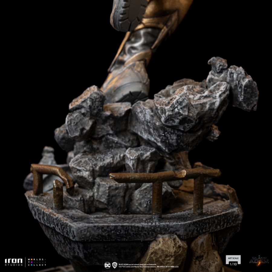 Black Adam - Hawkman 1:10 Scale Statue