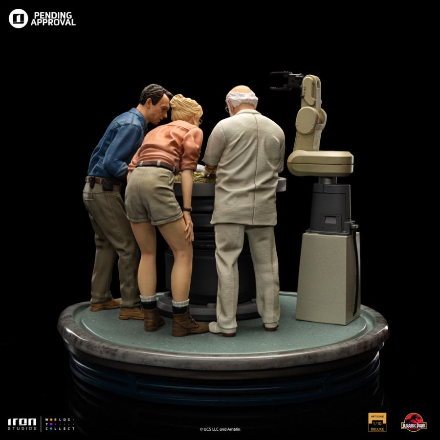 Jurassic Park - Dino Hatchling Deluxe 1:10 Statue