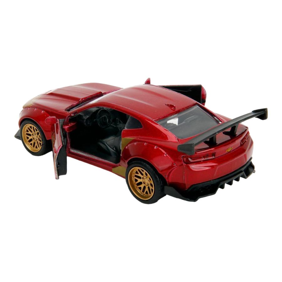 Marvel Comics - 2016 Chevy Camaro SS Widebody with Ironman 1:32 Scale Diecast Figure