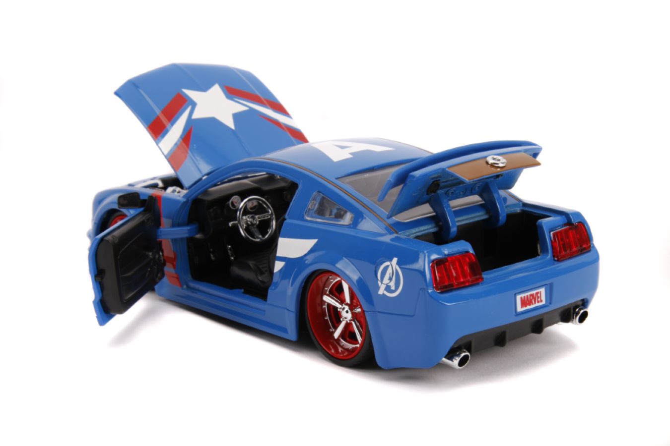 Captain America - 2006 Ford Mustang GT 1:24 Scale Hollywood Ride - Ozzie Collectables