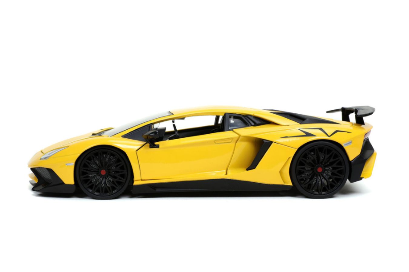 Hyperspec - 2017 Lamborghini Aventador Yellow 1:24 Scale
