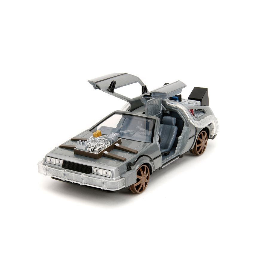 Back to the Future 3 - Delorean 1:24 Diecast Vehicle (with Sound)