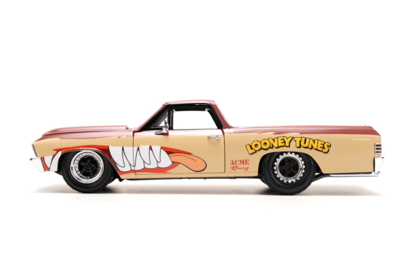 Looney Tunes - Chevy El Camino with Tassie Devil 1:24 Scale Diecast Vehicle