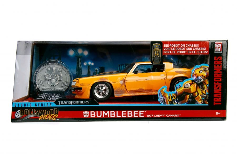 Transformers - 1977 Chevy Camaro 1:24 Scale Hollywood Ride Diecast Vehicle - Ozzie Collectables